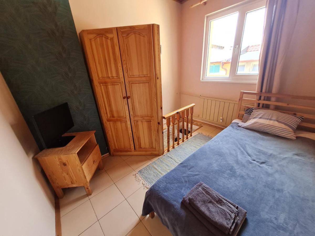 Appartamento Raya Maisonette, Ideal Center Sofia Esterno foto